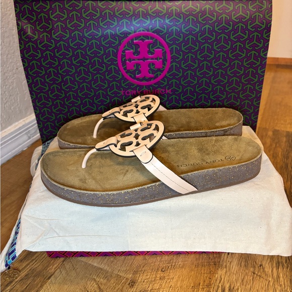 NIB Tory Burch Miller Cloud in Bright Peach - Picture 11 of 14